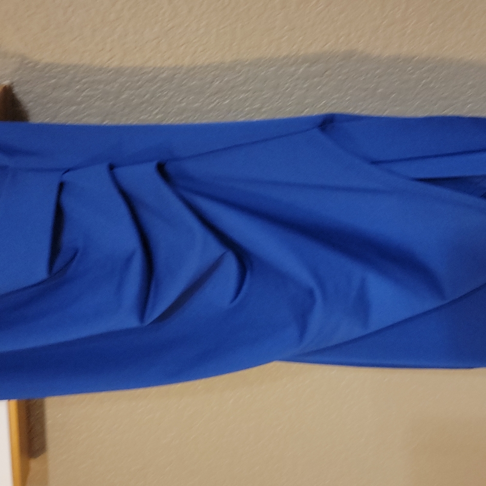 Dress - Picture 3 of 5